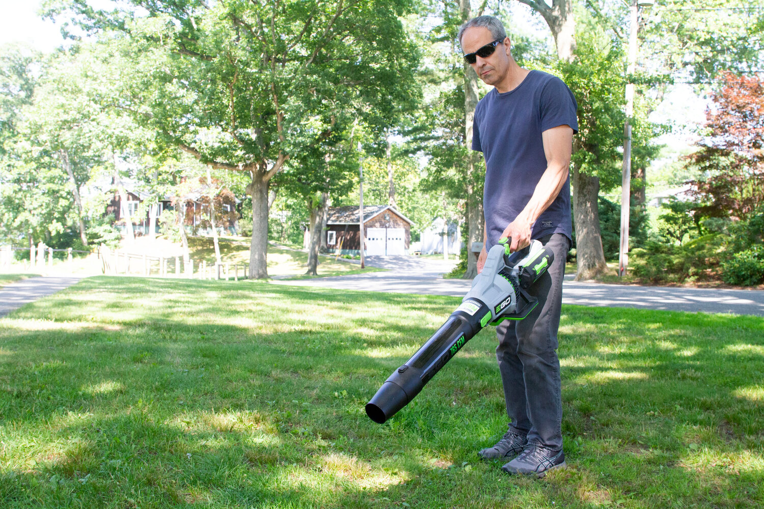 resident-aims-to-eliminate-gas-powered-leaf-blowers-eastbayri